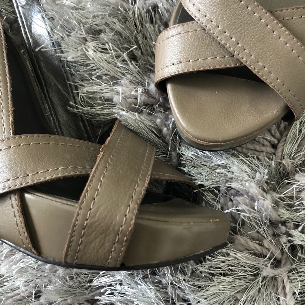 🔥 Unique Design Peep Toe Heels - Picture 8 of 8
